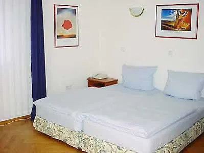 بيت ضيافة Hotel-restaurant Koelbl